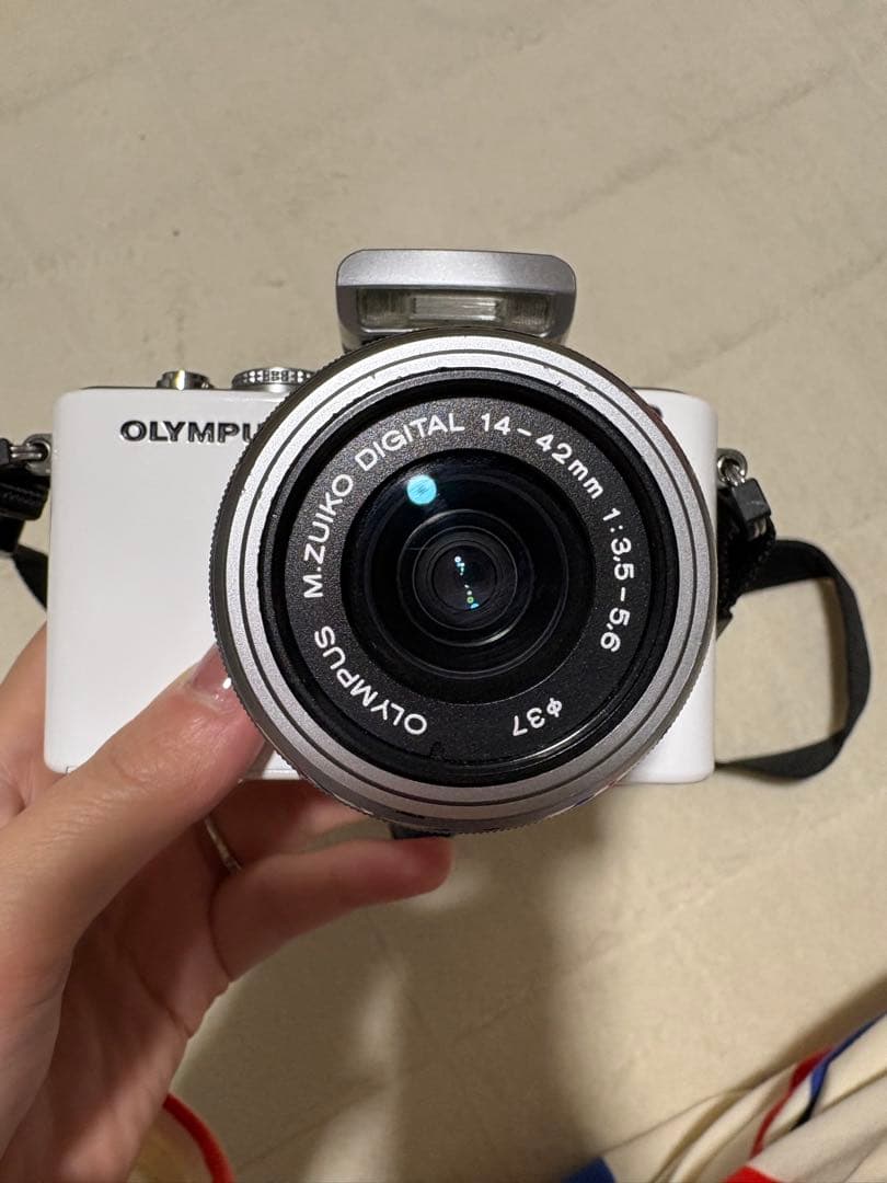 OLYMPUS PEN mini E-PM1 コンデジ　デジカメ