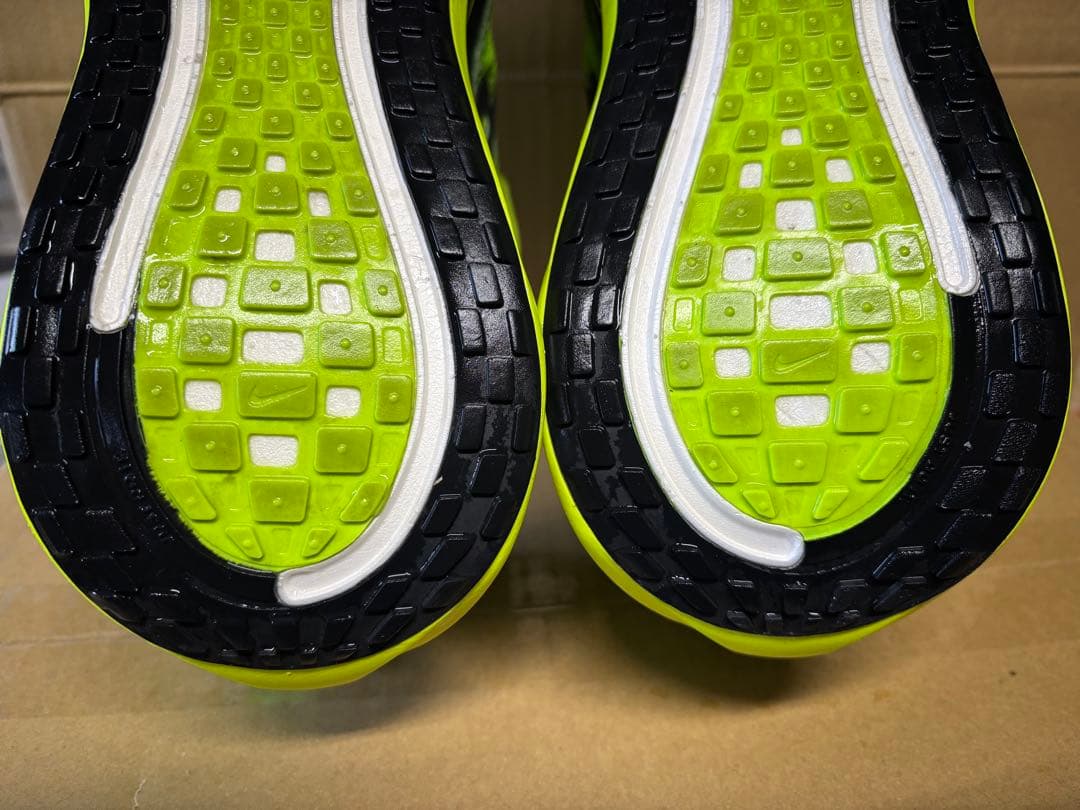 ナイキ　ボメロプラスSE 【28.0 箱無し　美品】