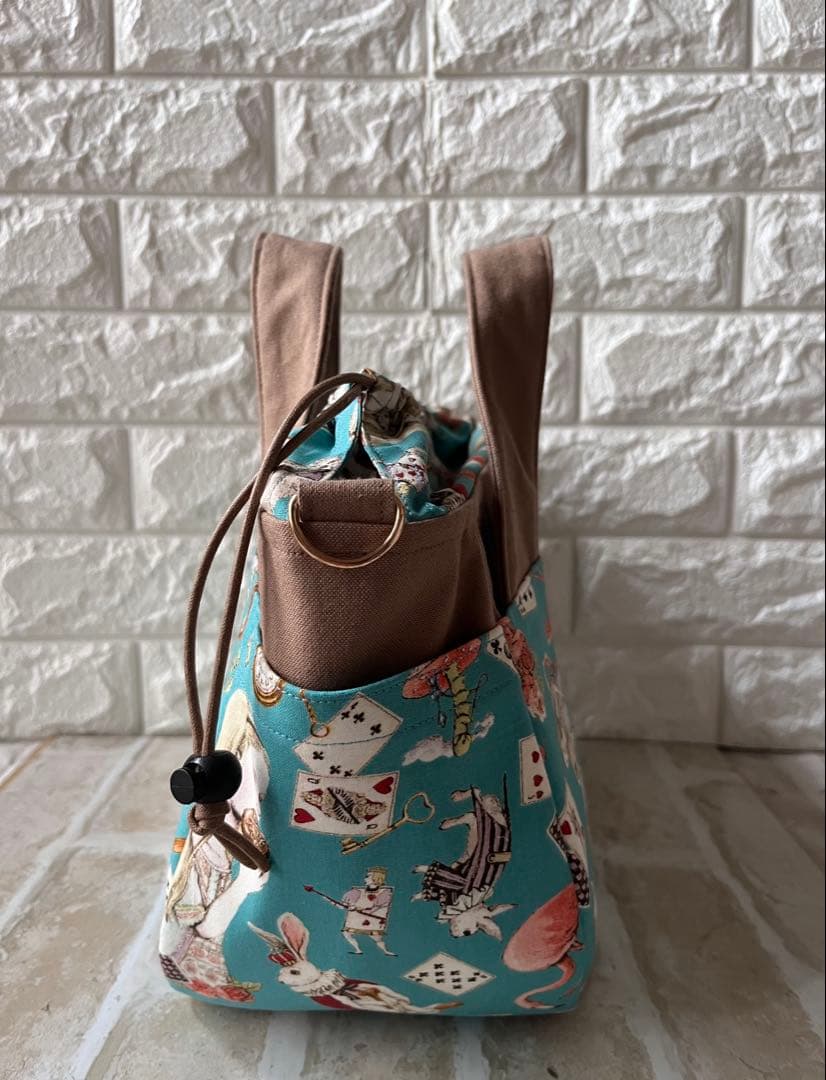 toocoページ　巾着トートバッグ、ぷっくりポーチ