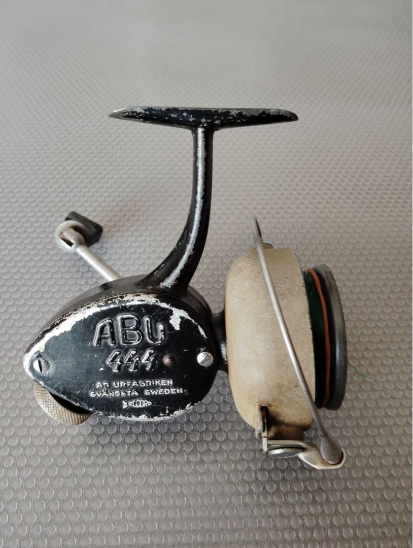 ABU　ビンテージ　スピニングリール SVANGSTA 444 RECORD