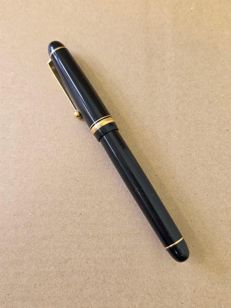 す*と様 パイロット　万年筆　 ペン先 14Ｋ585 刻印