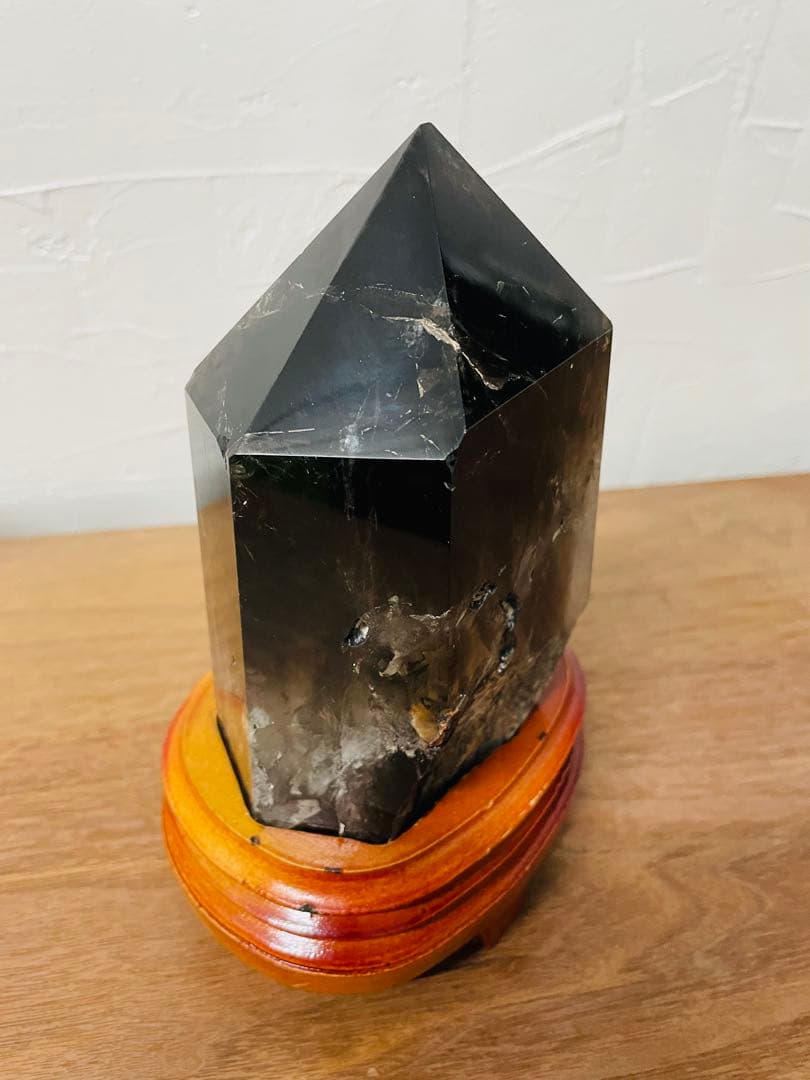 煙水晶 スモーキークォーツ 六角柱 約20cm 台座付き