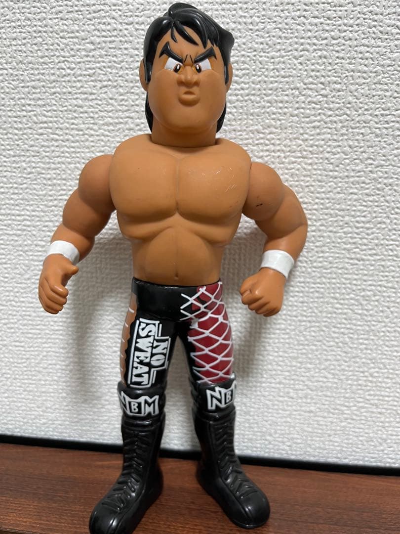 プロレスフィギュア 3体セット 猪木 武藤 蝶野 ビッグサイズ