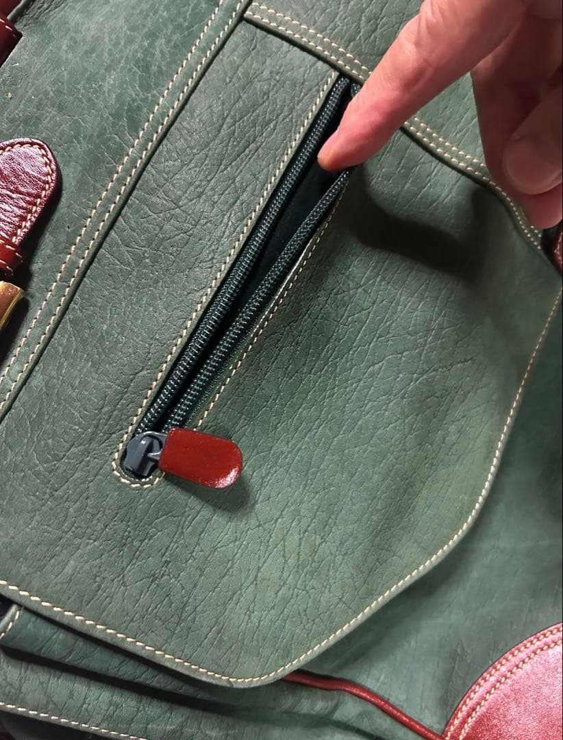 美品　Mio Milano 本革ボストンバッグ　お洒落