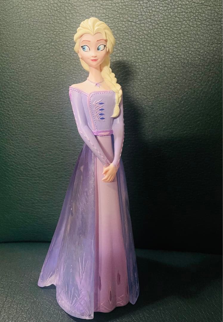 アナと雪の女王 エルサ ナイトドレス LEDライト ディズニーストア フィギュア
