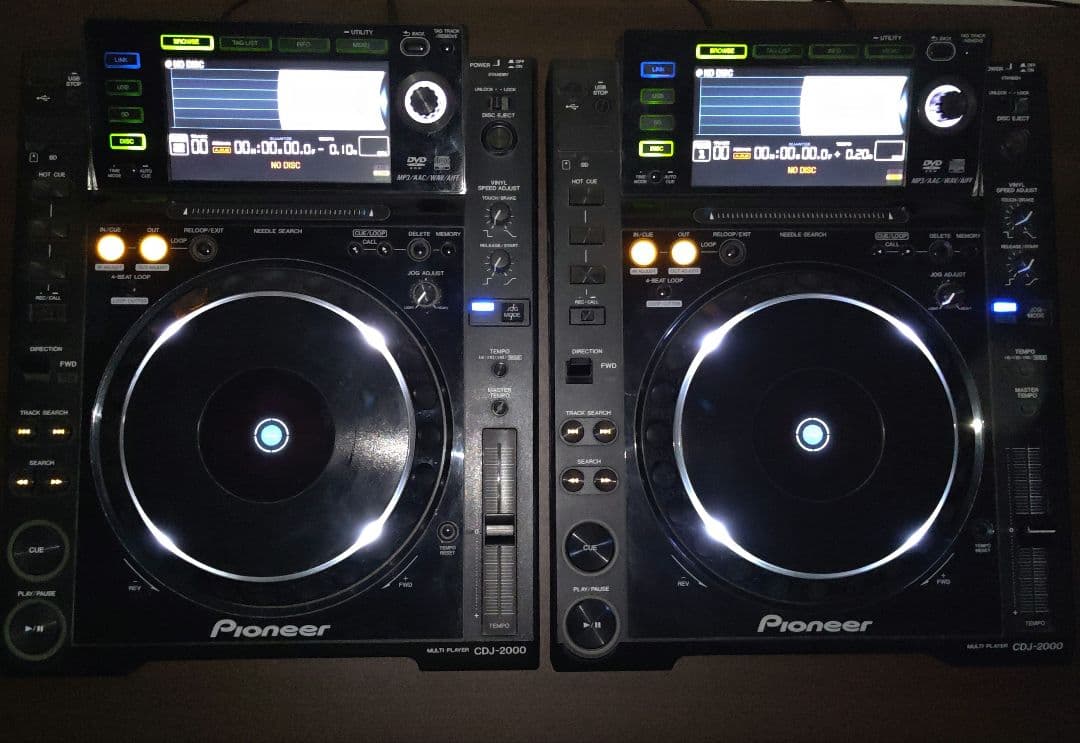 Pioneer CDJ-2000 2台