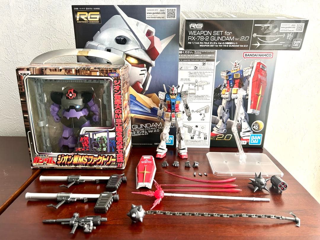 【ガンプラ】 塗装済み完成品　RG RX-78-2 ガンダム Ver.2.0