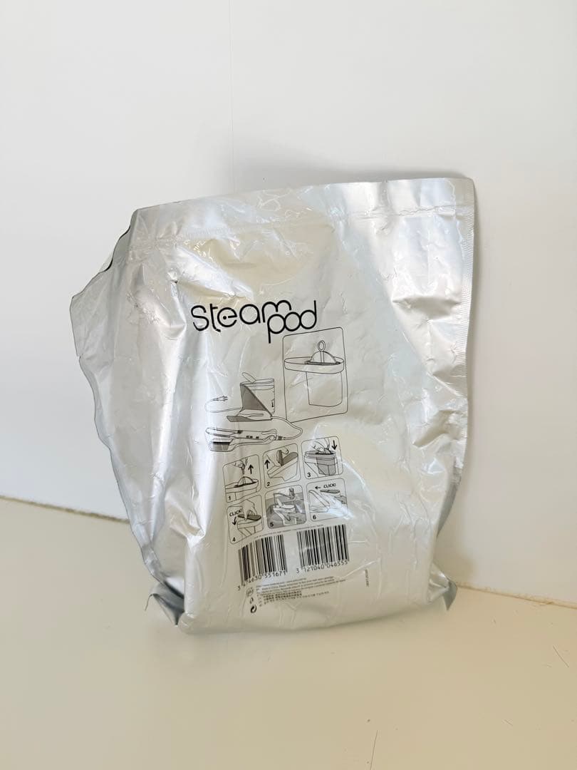 クロちゃん ロレアルスチームポッドストレートアイロン未使用のカードリッジ付