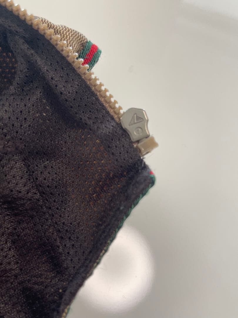 GUCCI ワンちゃんの服(XS)