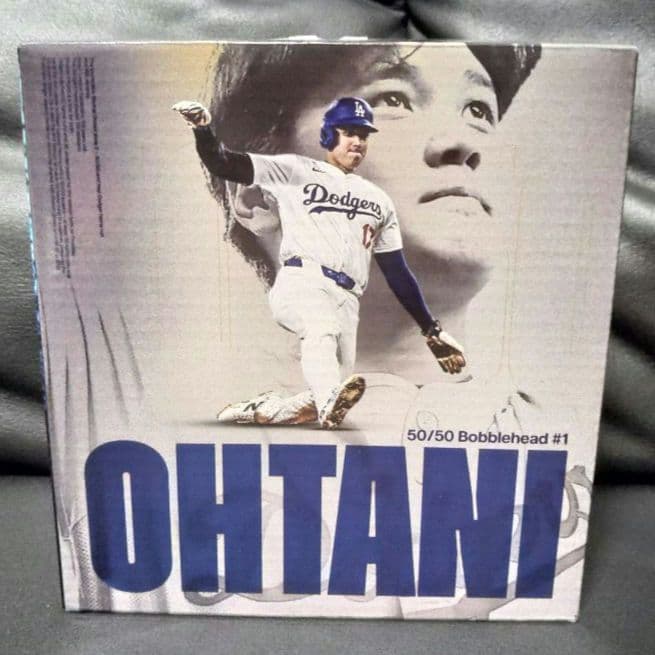 【本物です！】【判別画像あり!】大谷翔平 ボブルヘッド 50/50 盗塁ver.