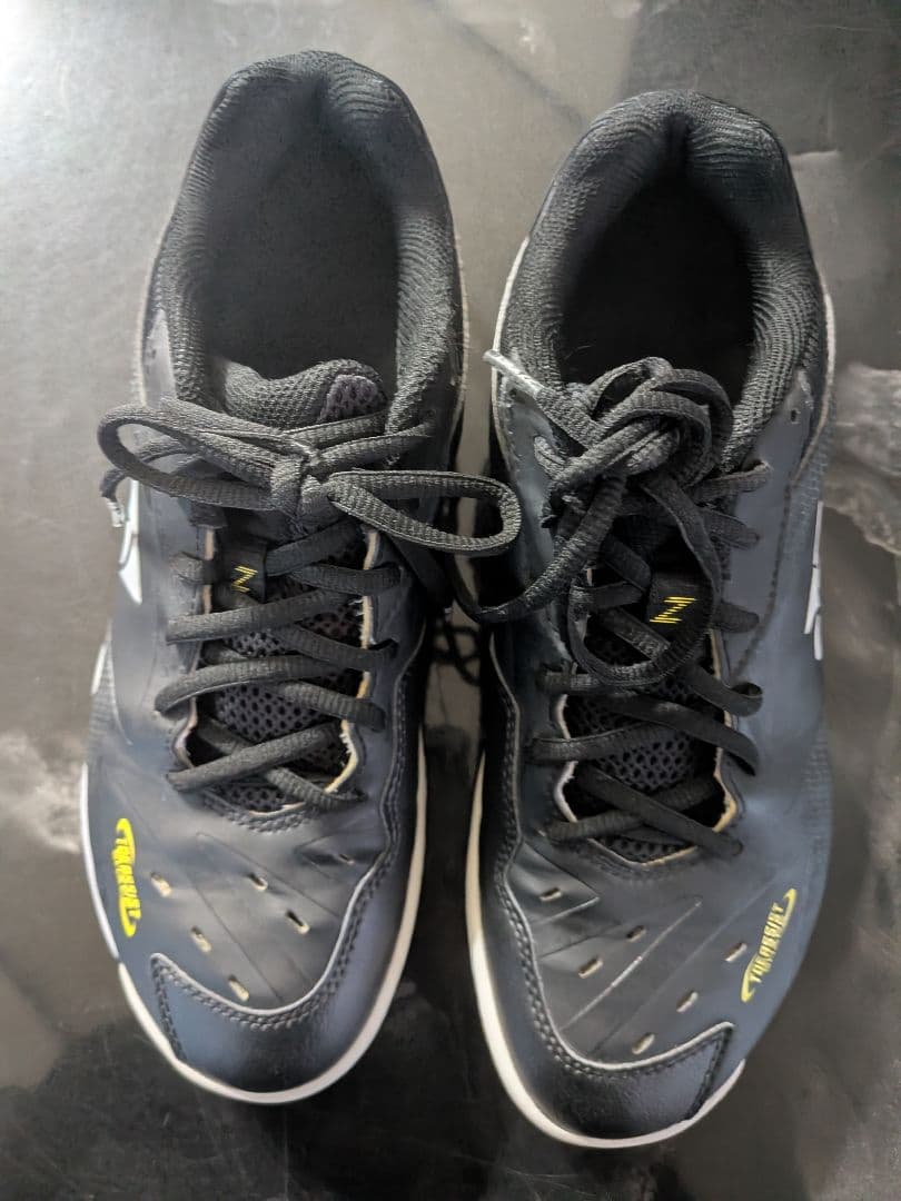 【 YONEX 】パワークッション65Z3（ 26.5cm size ）