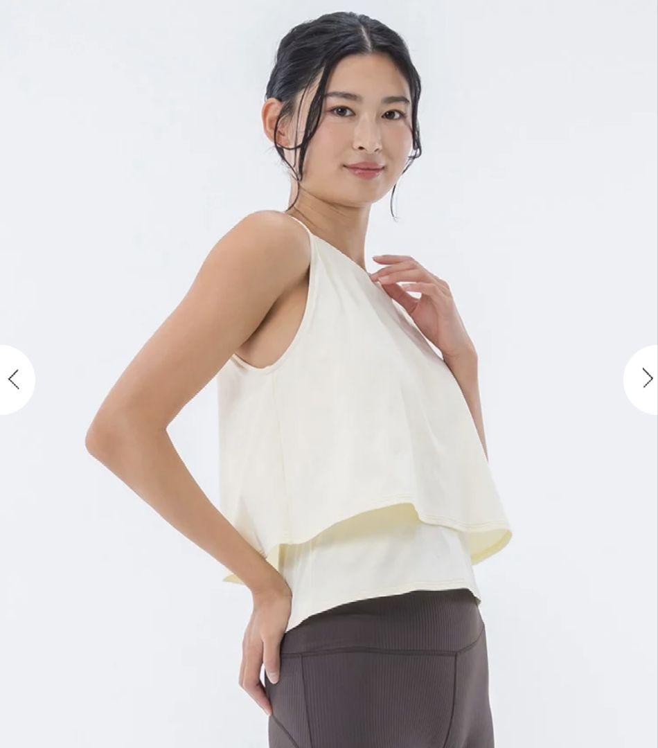 SUKALA　カップ付きフレアタンクトップ　M サイズ