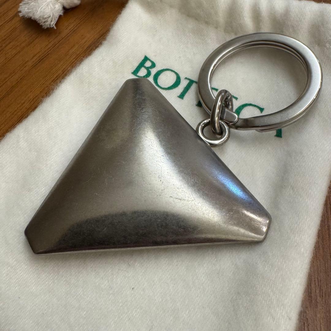 ボッテガ　キーホルダー　キーリング　Bottega Veneta トライアングル