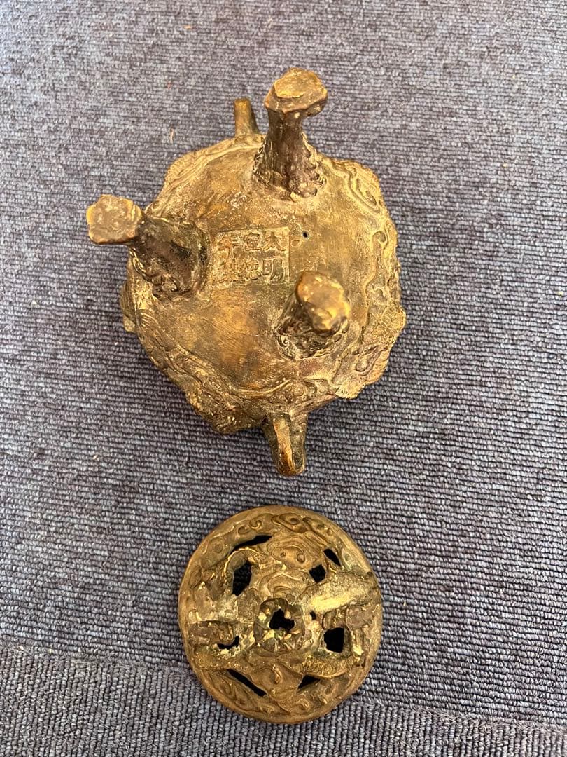 946 銅製　大明宣徳年製　龍紋香炉　時代物