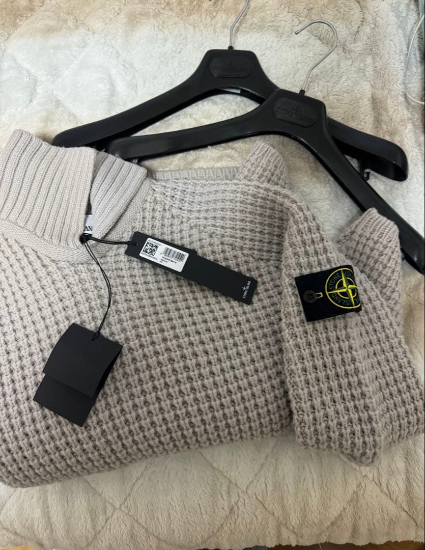 stone  ニット　数回着用