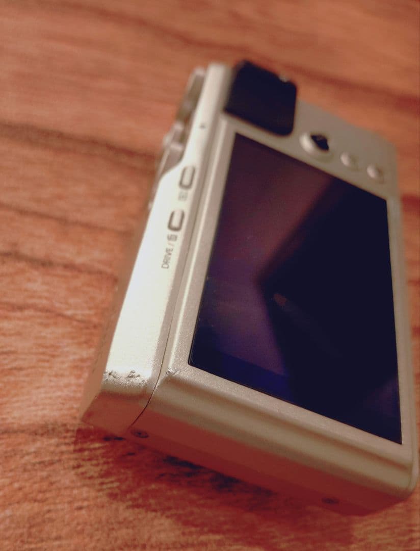 FUJIFILM XF10 ゴールド コンパクトデジタルカメラ