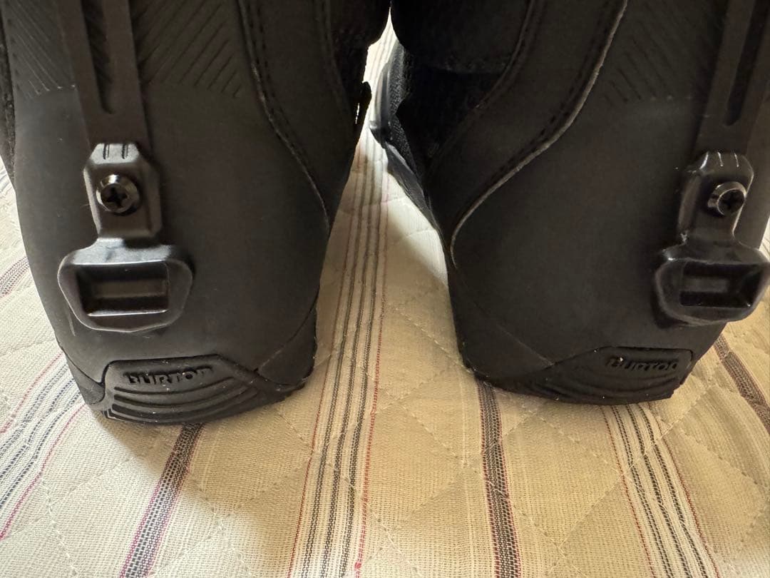 A*i様 Burton step on ブーツ SWATH black 26cm