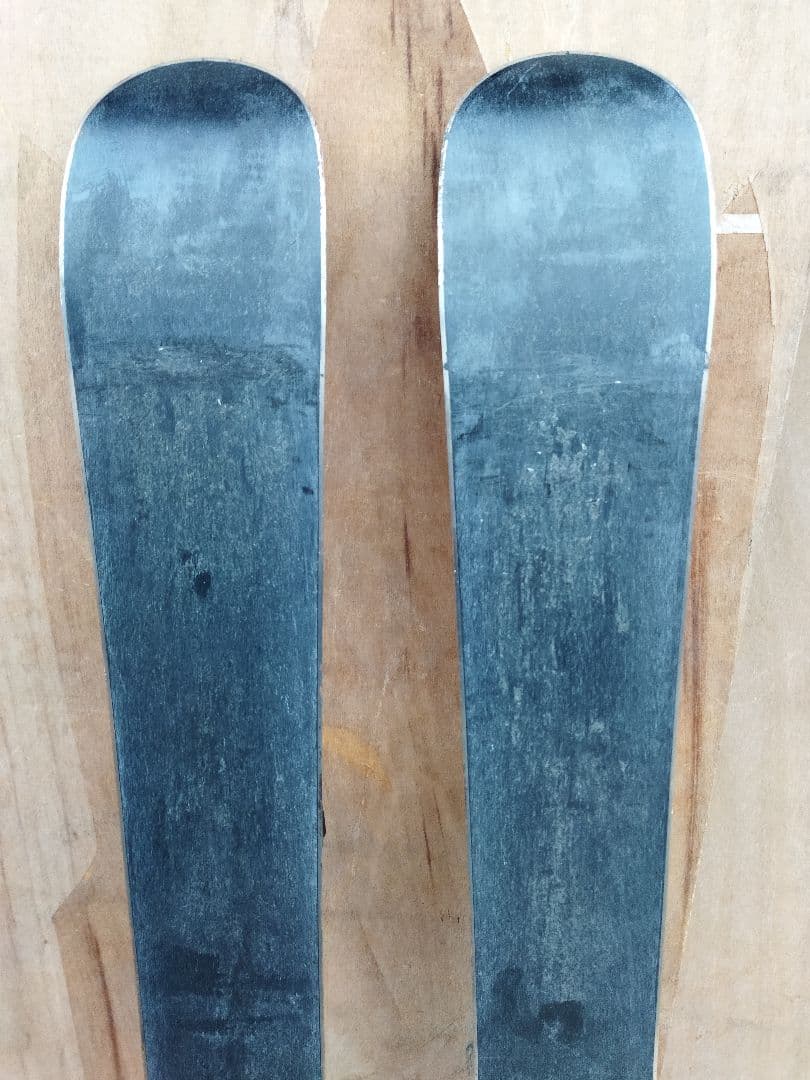 サロモン　SALOMON　S−board ショートスキー　板　赤　レッド