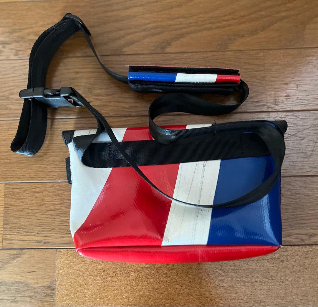 FREITAG F40 JAMIE メッセンジャーバッグ　 赤・青・白