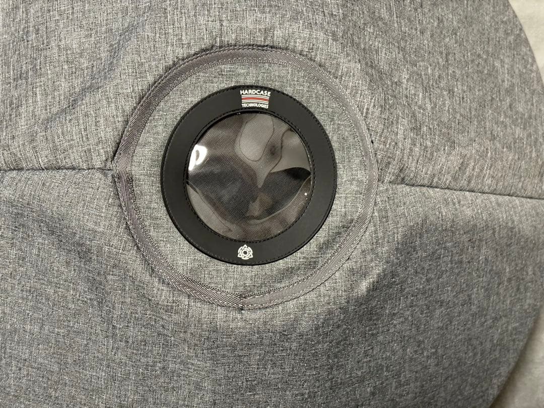 ブラックアンブレラのミュータントハンドパン　F♯ローマニアンヒザズ