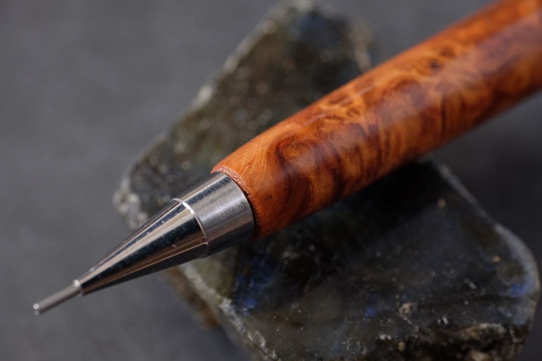 PG5木軸カスタム0222　高村杢工房 製図用シャープペンシル　花梨瘤紅白