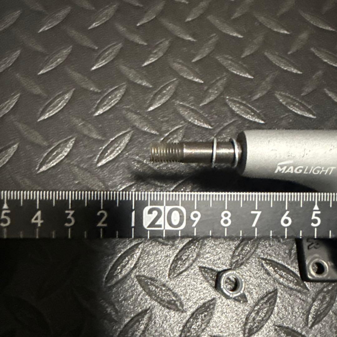 スケボートラック　テンサー　マグライト　TENSOR 5.25 HI