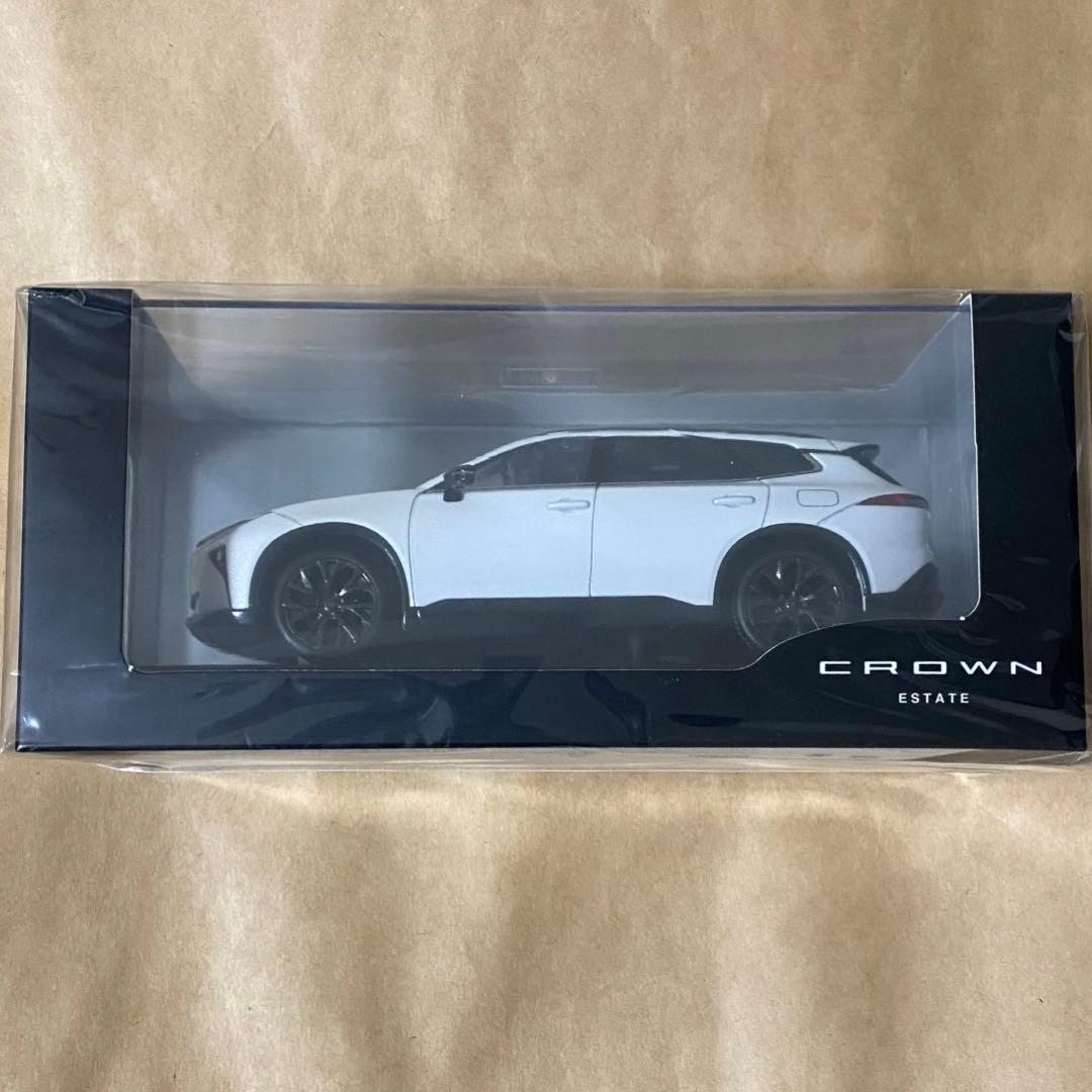 CROWN クラウンエステートミニカー プレシャスホワイトパール