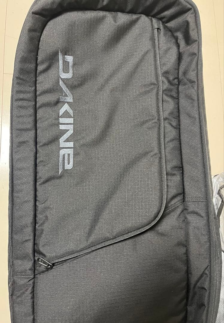【良品】DAKINE ダカイン　日本正規品　スキーケース　スノーボードケース