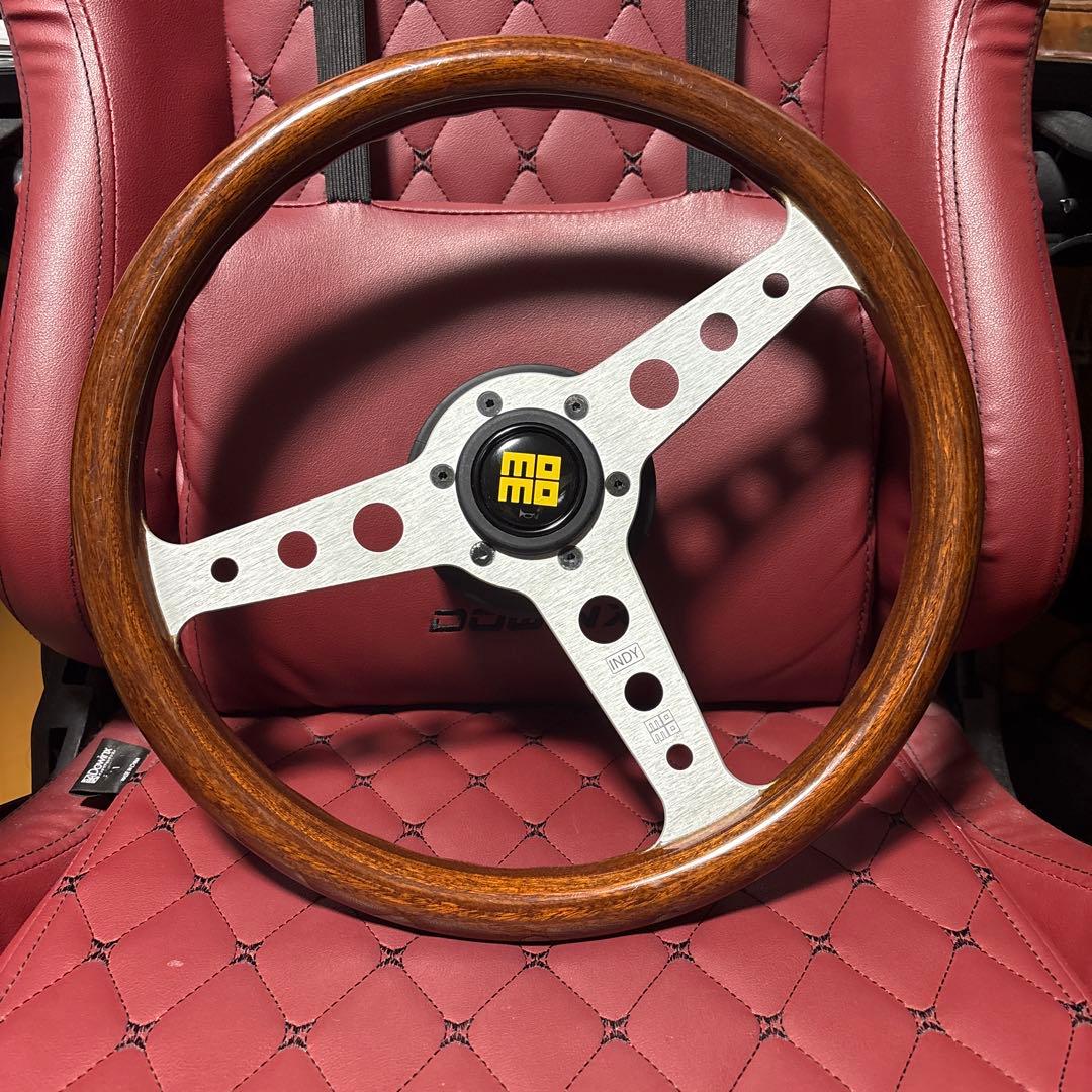MOMO ステアリングホイール 35cm ウッド
