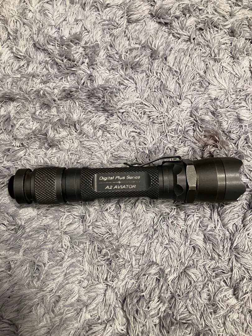 SUREFIRE A2 アビエーター 白LED