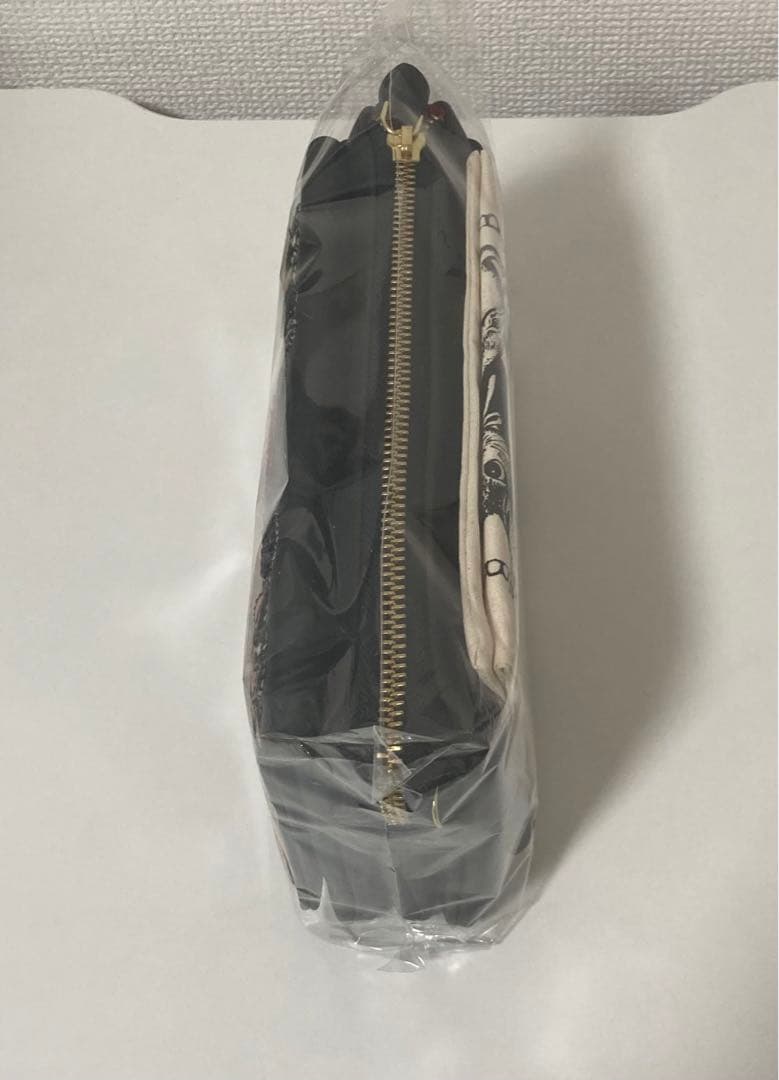 マ*ン様 新品未使用　ボリス雑貨店　ヒグチユウコ　お財布バッグ　GUSTAVE