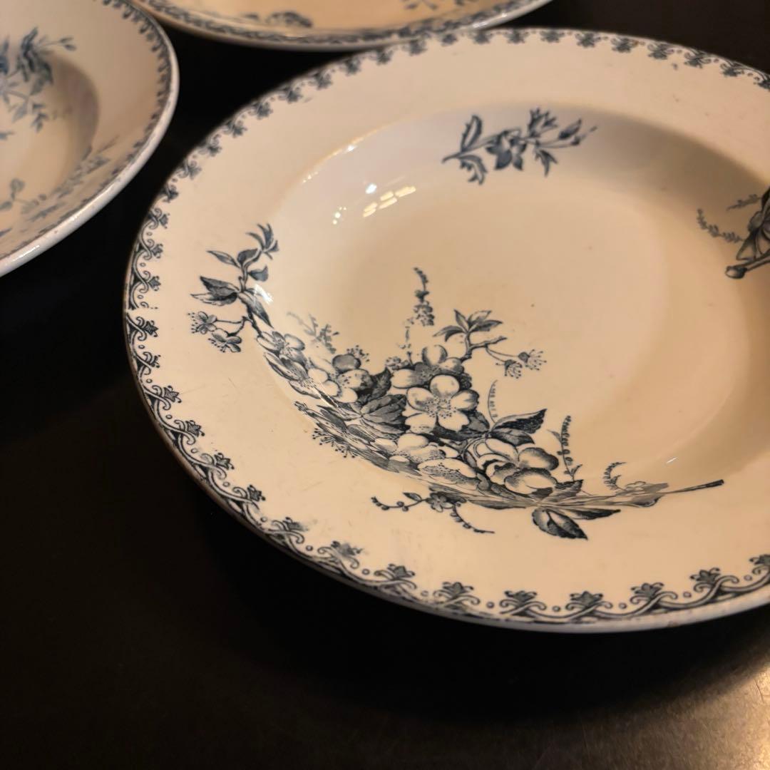 フランスアンティーク皿 3枚セット 青い花柄 チューリップ・野バラ・木ノ実