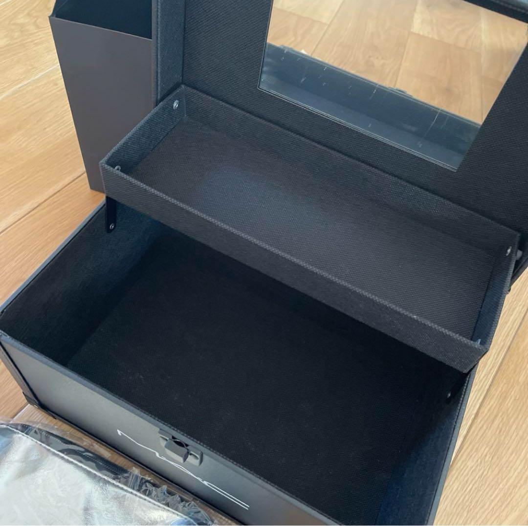 MAC メイクボックス & シルバーポーチ