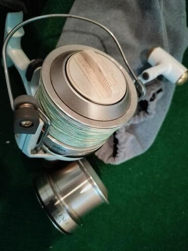 ダイワ投釣りセットカーボウイスカー投竿/スピニングリール