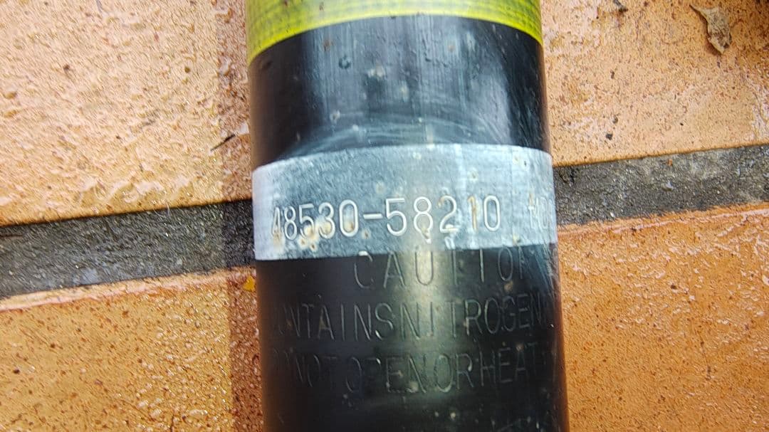 トヨタ　アルファード　30後期　純正サスペンション　新車外し