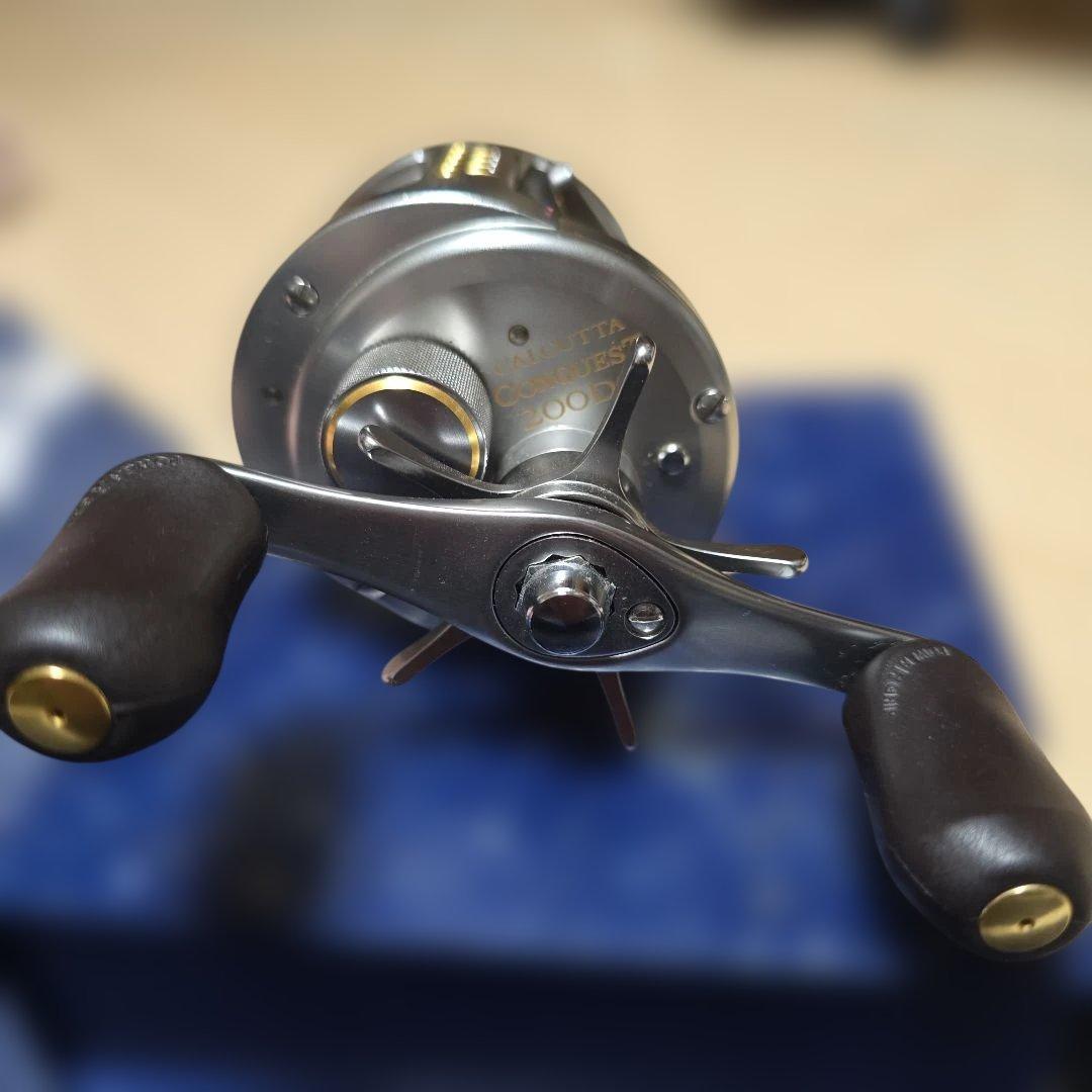 シマノ　04カルカッタコンクエスト200DC