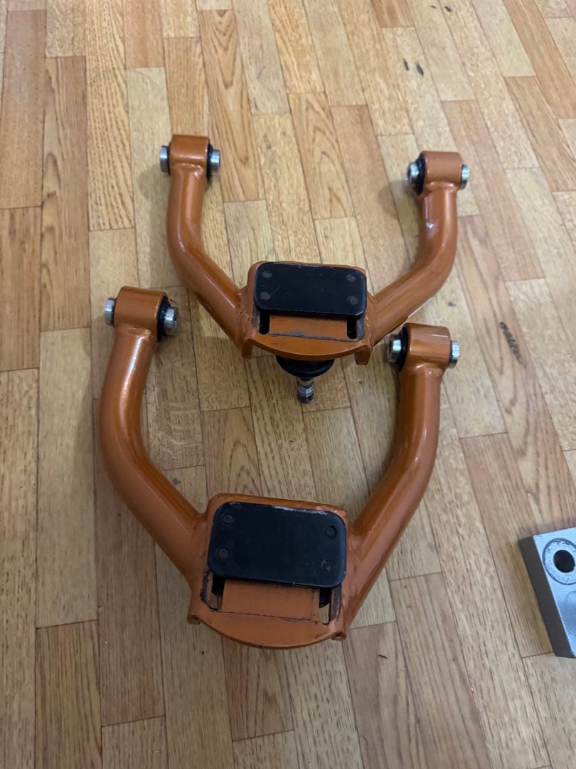 クラウン210 アッパーアーム