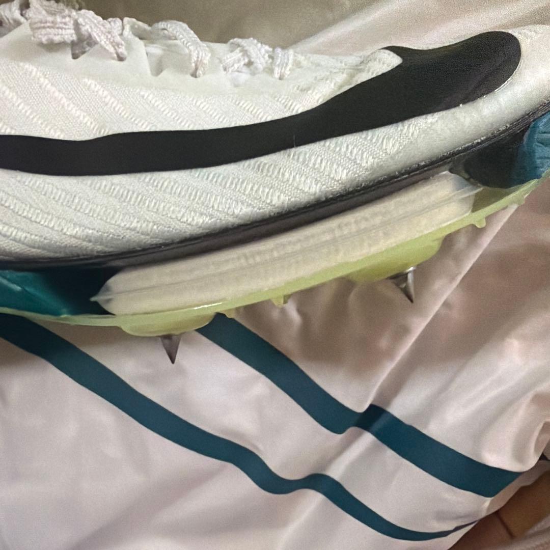 スパイク・シューズ tyu