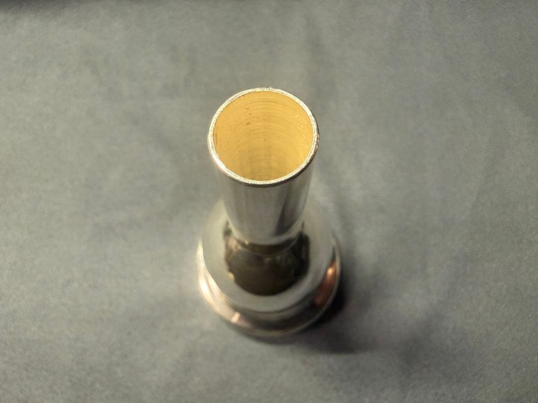 バック18メガトーンチューバマウスピース