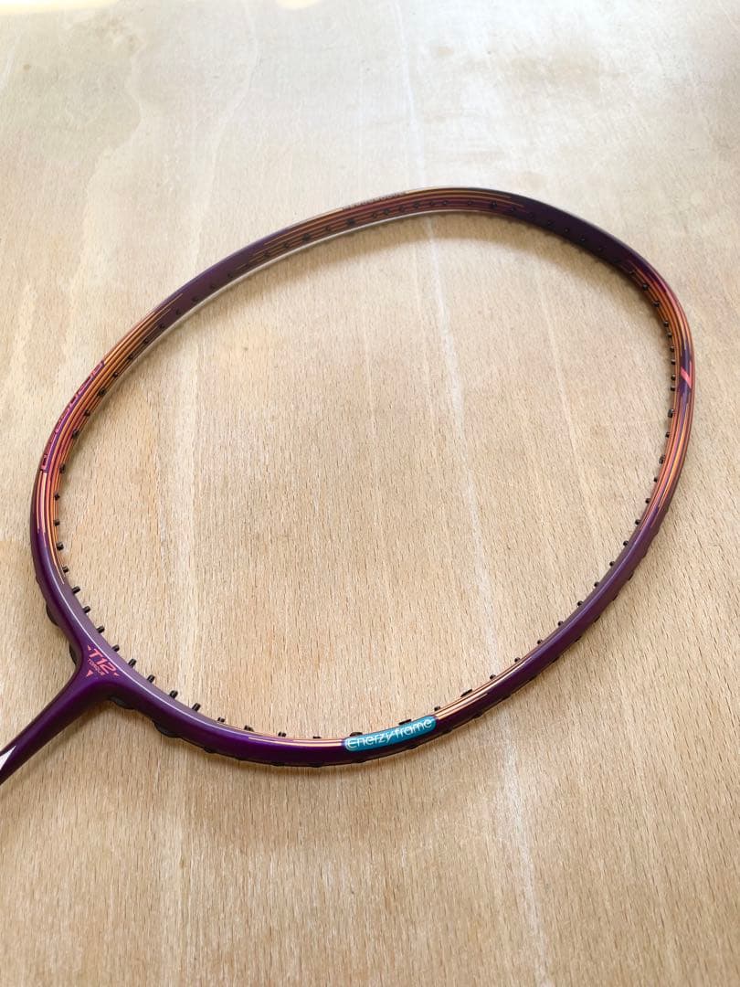 AEROSPEED7 アクロスピード7 バドミントンラケット　ミズノMIZUNO