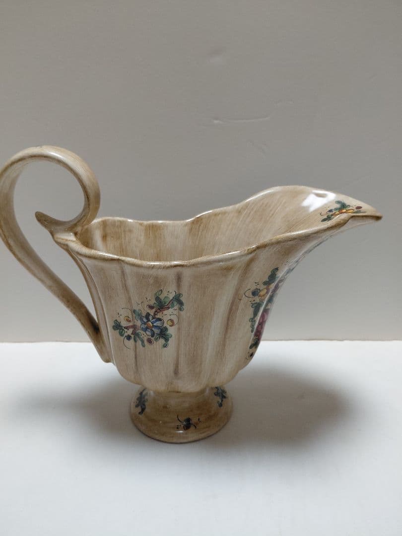 イタリアグッピオ　バフォッキオ工房