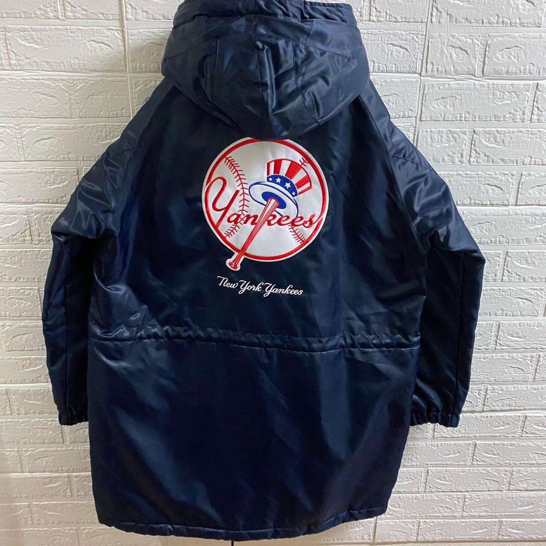 【未使用タグ付】MLB ヤンキース　総刺繍ロゴベンチコート