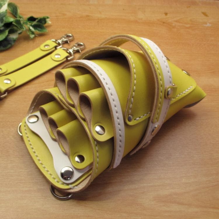 【特別価格】 手染めイエロー　６丁差し　本革シザーケース　SCA-53/NYC