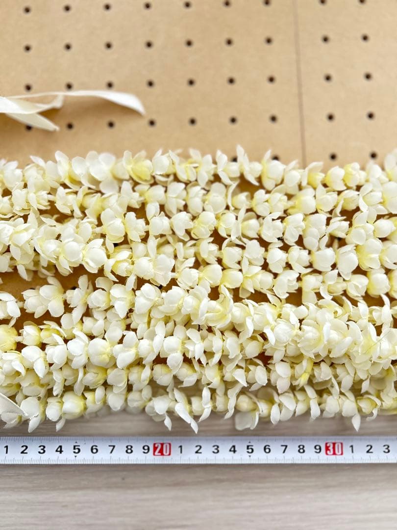 3058. フラダンス　タヒチアン　レイ　フラワーレイ　ピカケ　5連　ホワイト系