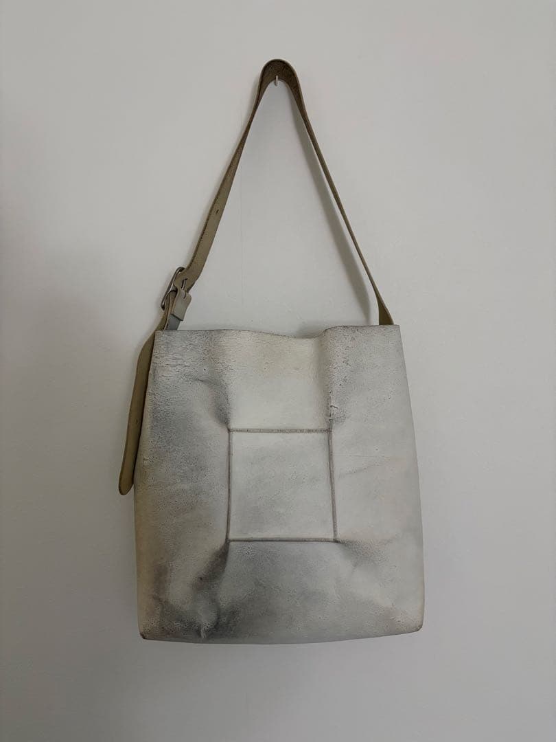 kagari yusuke［カガリユウスケ］ - スクエアショルダーバッグ