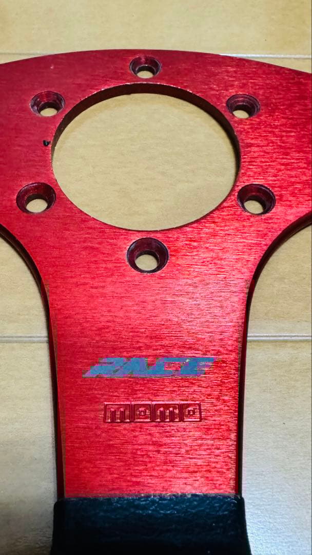 Momo Race ステアリング ブラック/レッド