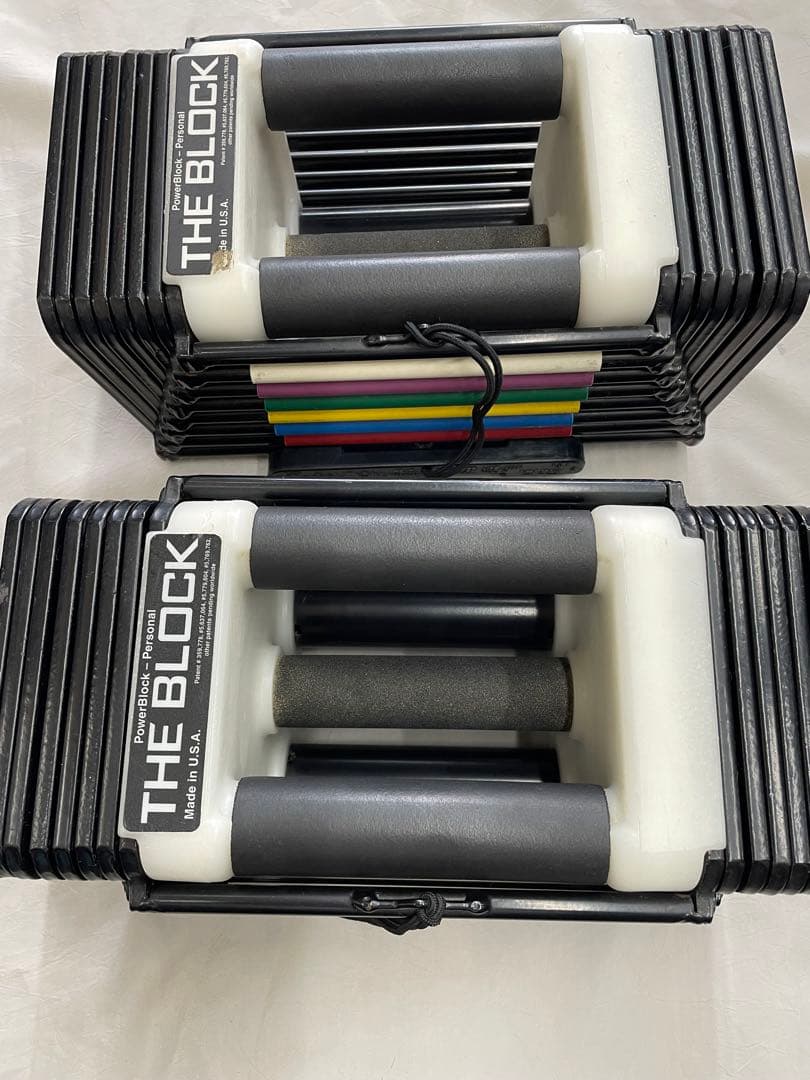 ②可変式ダンベル　約20kg ×2