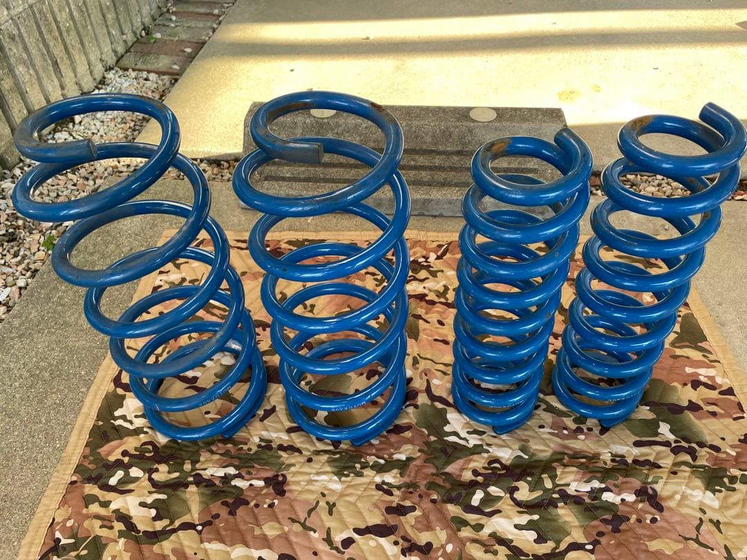 蓬*店様 モトレージ　プラド150 リフトアップ　コイルスプリング　F3.5 R