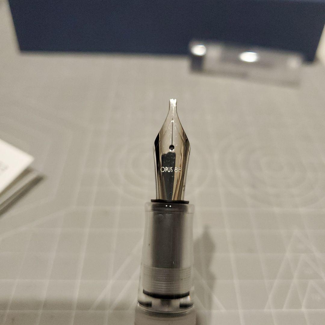 OPUS 88 DEMO アイドロッパー Stub 1.5mm 万年筆 クリア