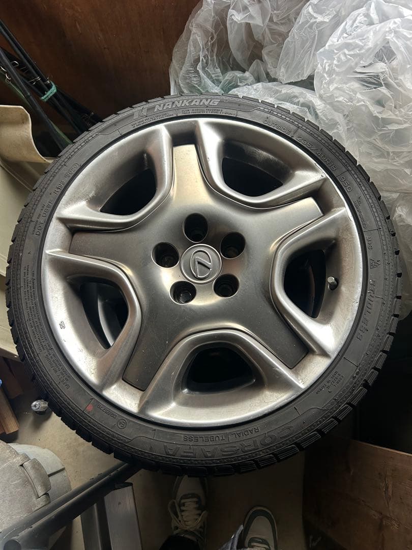 yacchiレクサスSC430 18インチスタッドレス